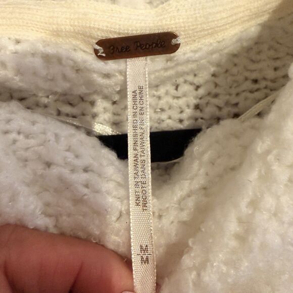 Free People BFF Oversized Cropped Ivory Womens Size M Chunky Cowl Neck Sweater - Picture 5 of 10